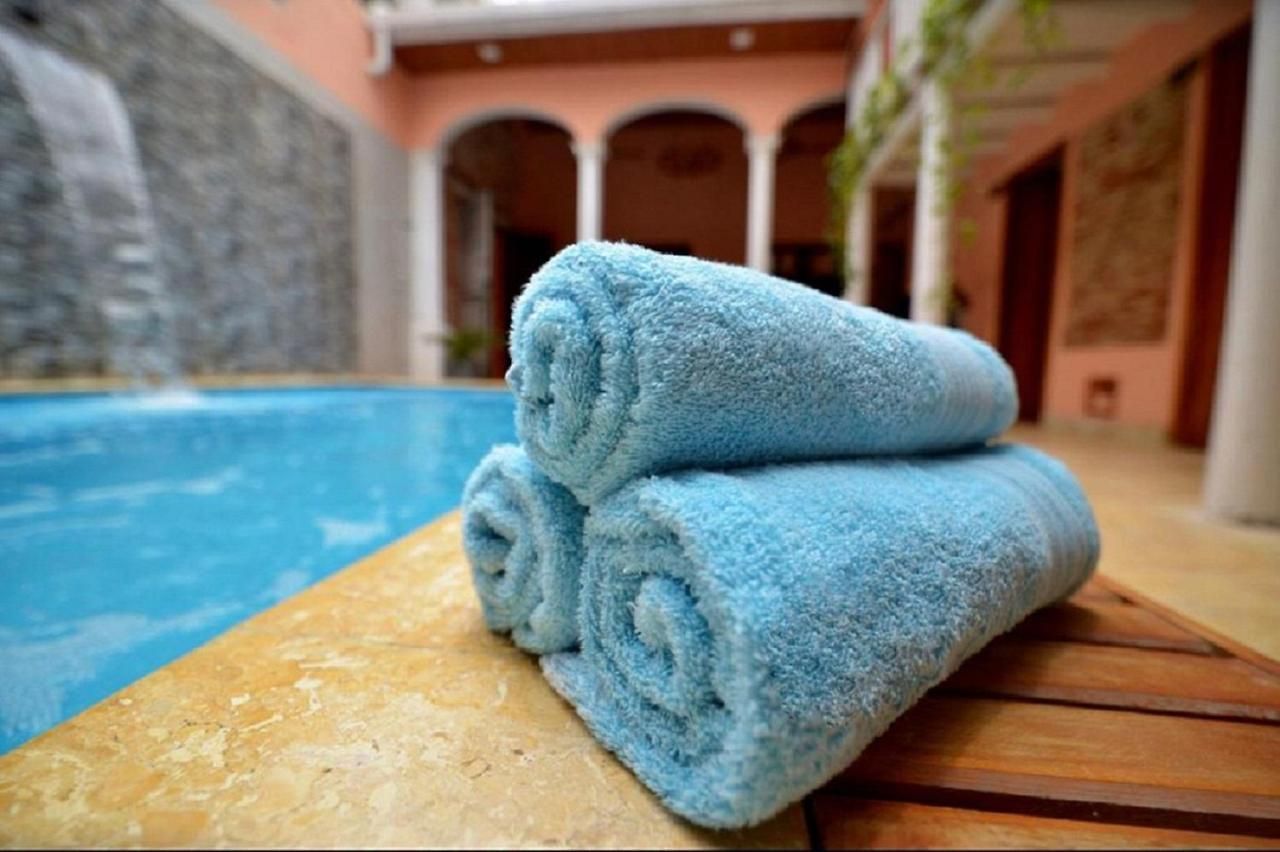 Ca-6 En La Ciudad Amurallada De Con Piscina Y Wifi Bed & Breakfast